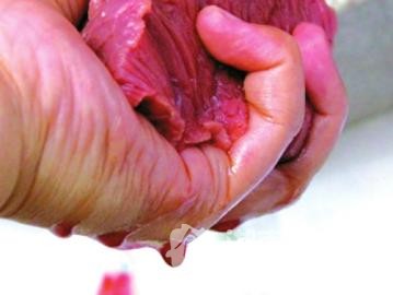 如何鑒別注水肉及肉類水分如何檢測